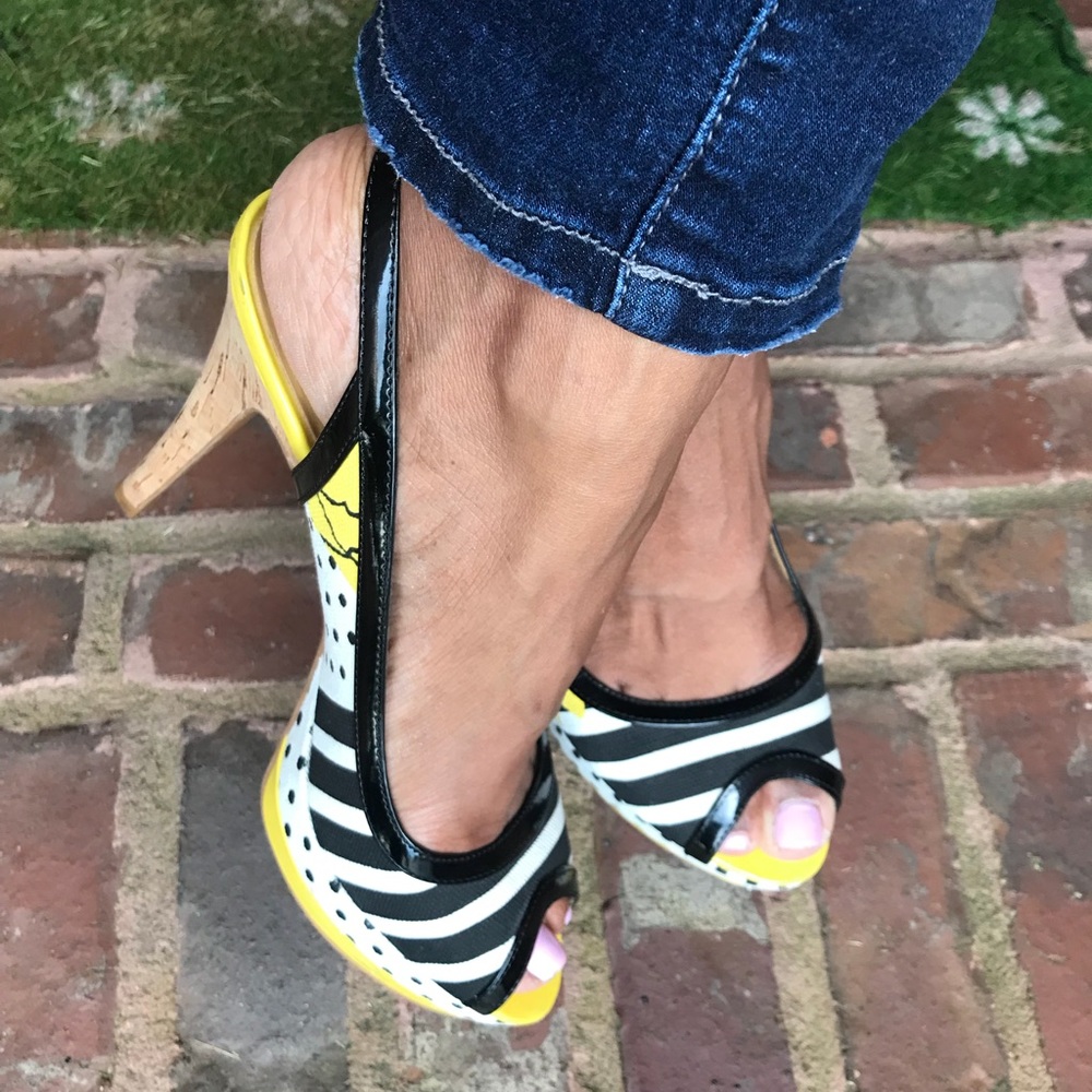 Bright Yellow, Black & White Sling Back Heels 👠